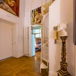 Cavour Art And Museum Flat By Napoliapartments *