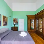 Cavour Art And Museum Flat By Napoliapartments
