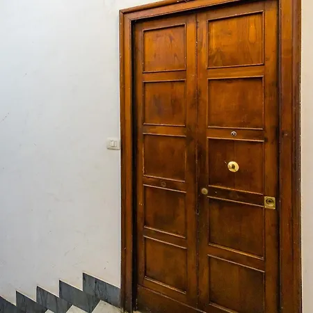 Cavour Art And Museum Flat By Napoliapartments Naples