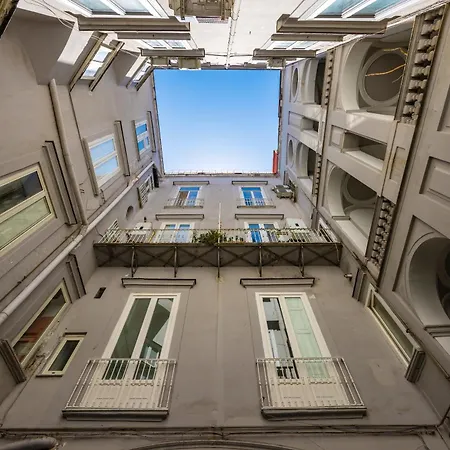 Cavour Art And Museum Flat By Napoliapartments Apartment Naples