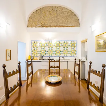 Cavour Art And Museum Flat By Napoliapartments * Naples
