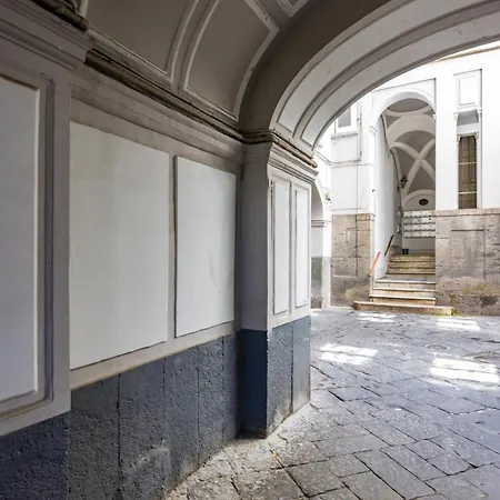 Cavour Art And Museum Flat By Napoliapartments