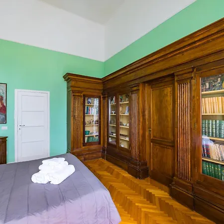 Cavour Art And Museum Flat By Napoliapartments Apartment