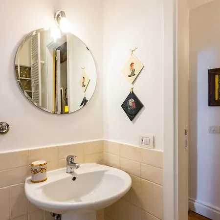 아파트 Cavour Art And Museum Flat By Napoliapartments